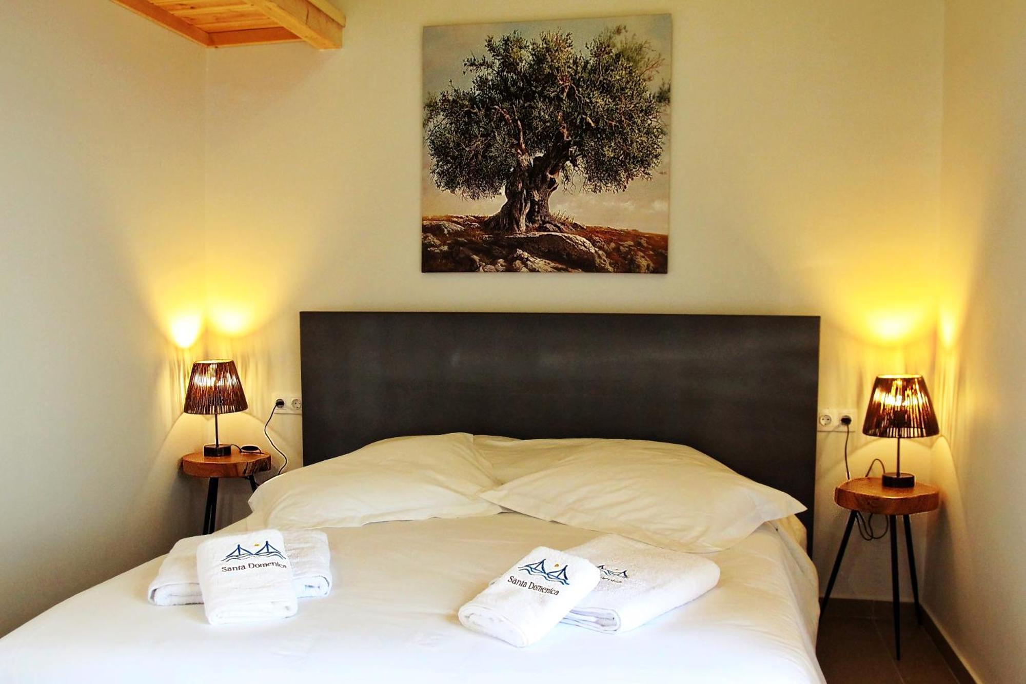Santa Domenica Nafpaktos - Rooms And Apartments By The Sea Bagian luar foto