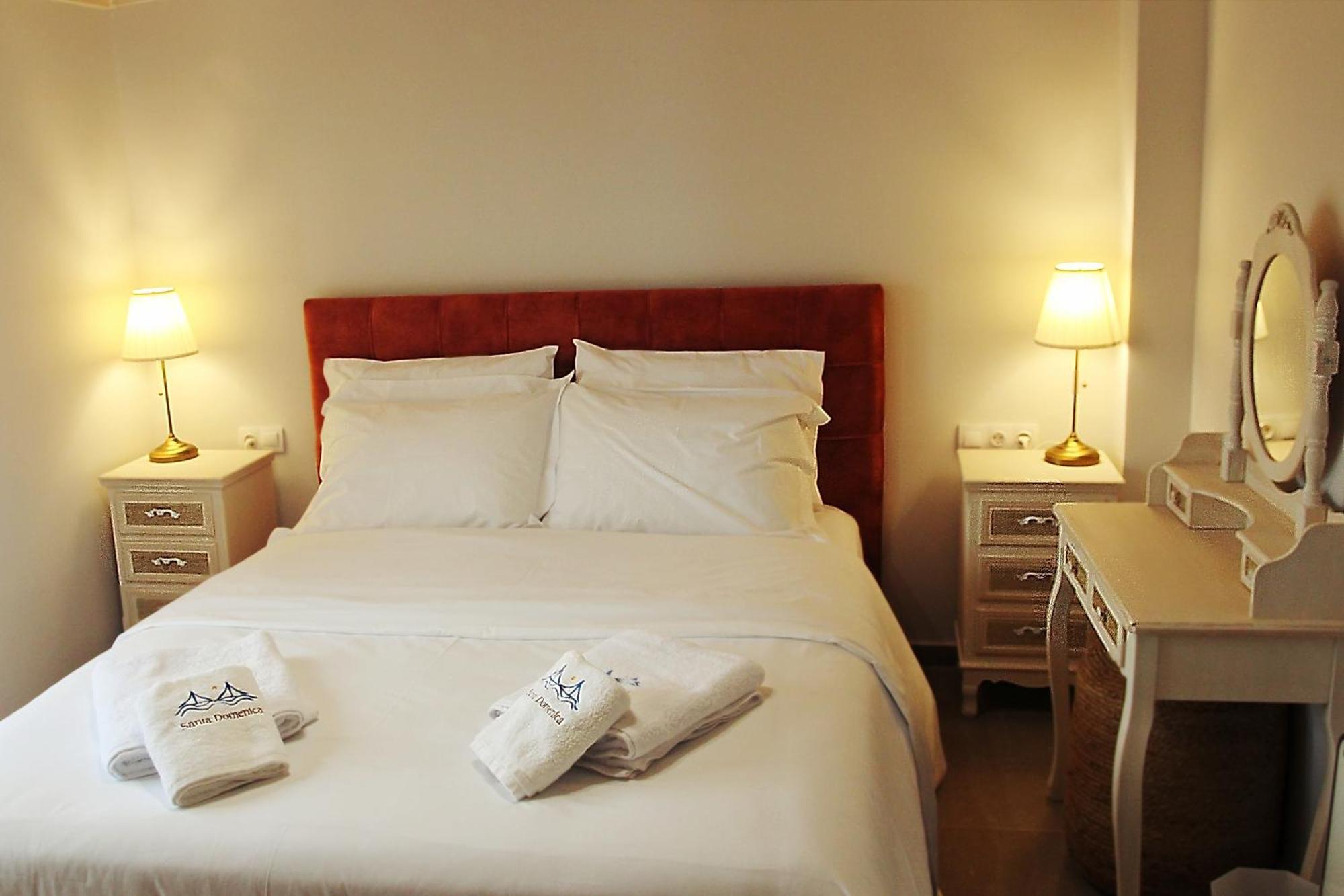 Santa Domenica Nafpaktos - Rooms And Apartments By The Sea Bagian luar foto