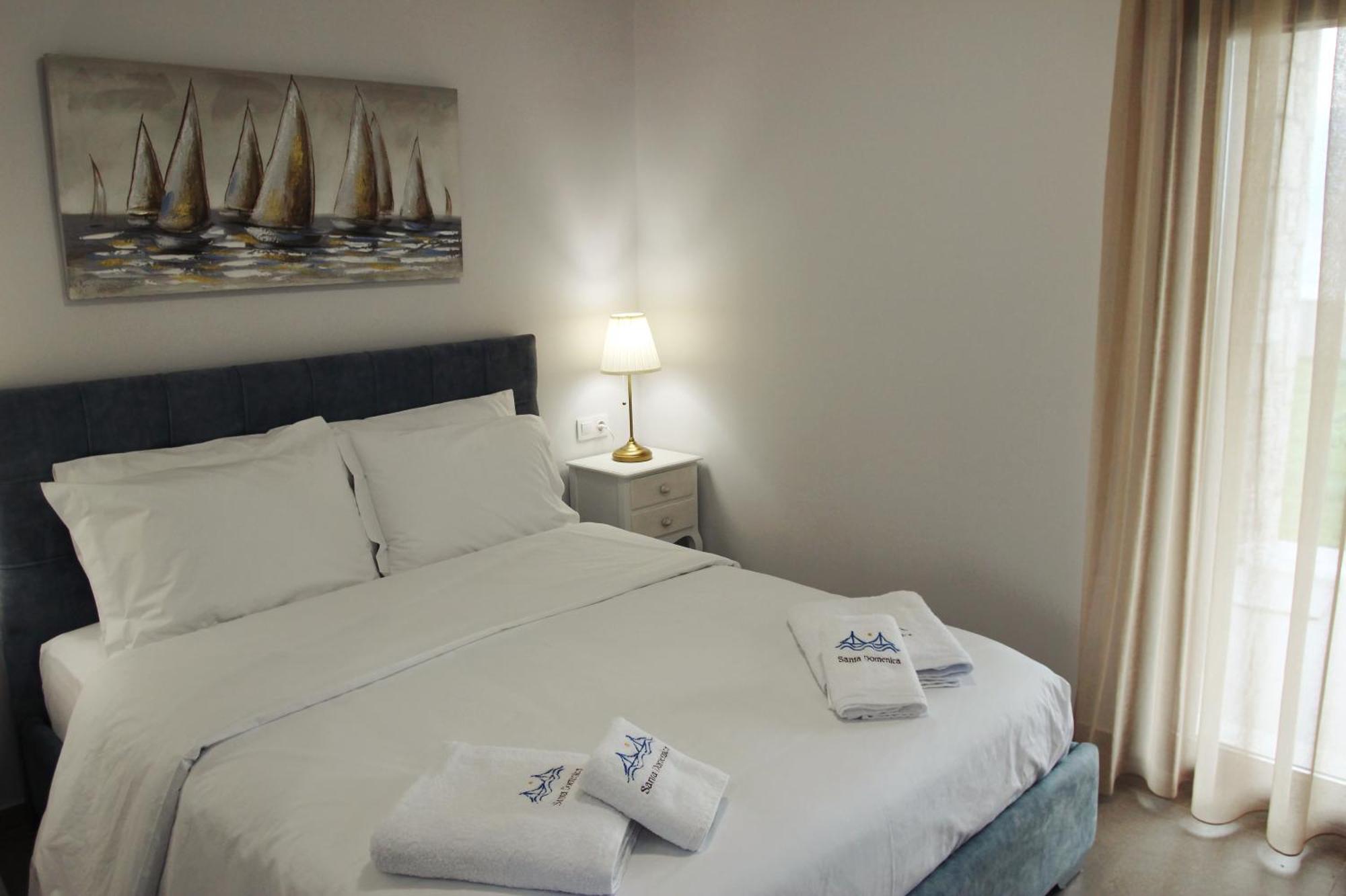 Santa Domenica Nafpaktos - Rooms And Apartments By The Sea Bagian luar foto