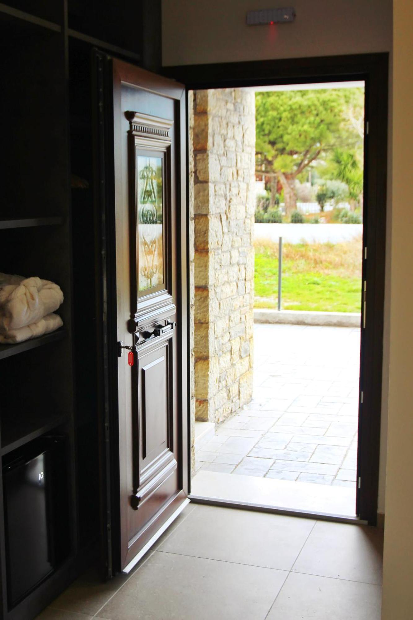 Santa Domenica Nafpaktos - Rooms And Apartments By The Sea Bagian luar foto